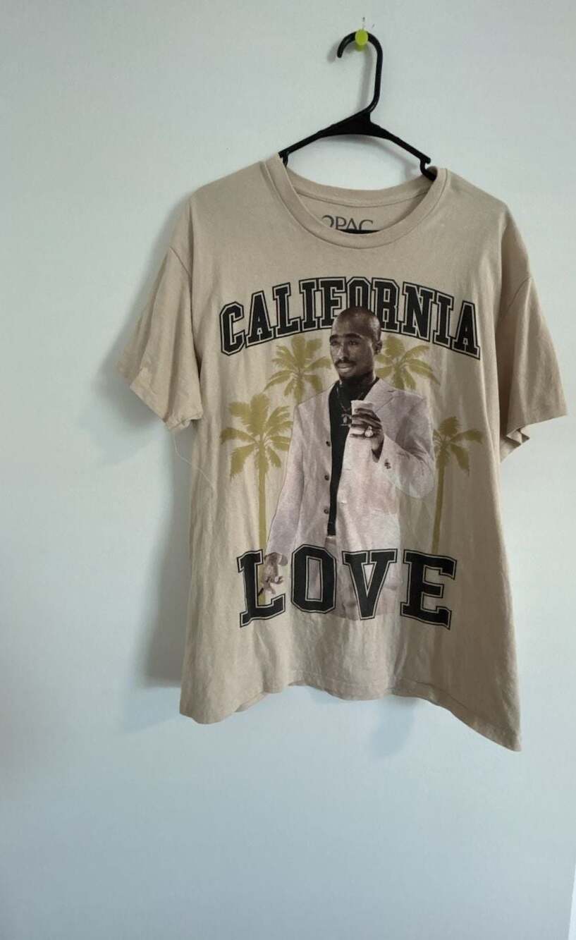 2Pac California Love Graphic T-Shirt Tan Men's XL